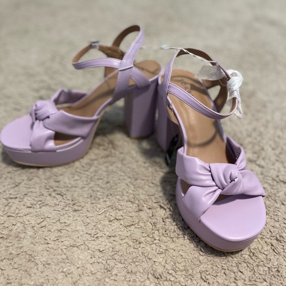 Torrid Purple Platform Sandals with Bow Detail - Picture 3 of 9